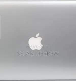 New Laptop Apple MacBook Pro 2015 8GB Intel Core I5 SSD 256GB