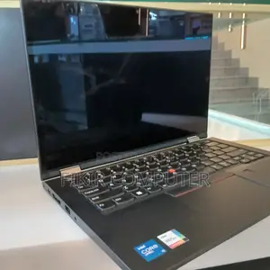 Photo - New Laptop Lenovo ThinkPad Yoga 16GB Intel Core i5 SSD 512GB