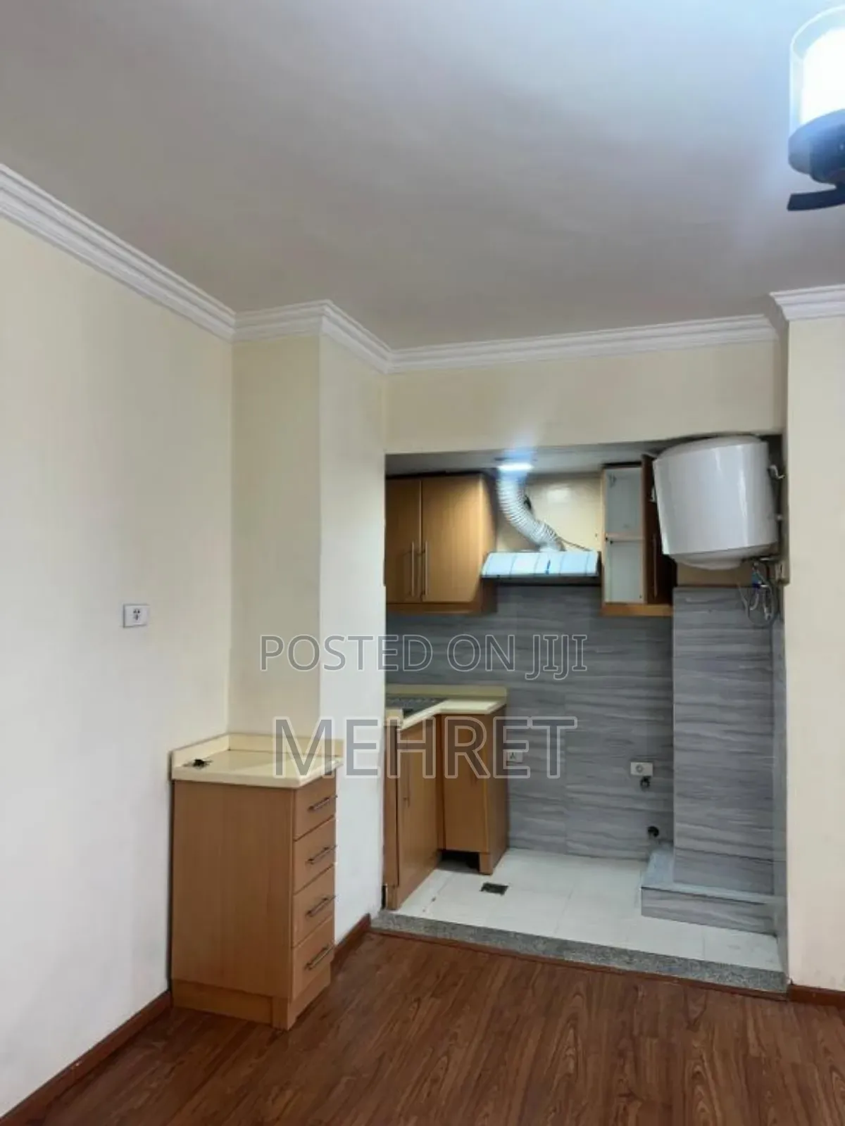 1bdrm Apartment In ጃምቦ, Arada For Sale