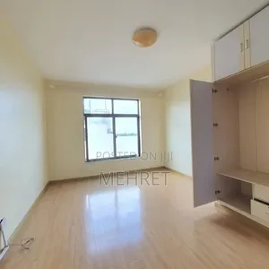 1bdrm Apartment In ጃምቦ, Arada For Sale