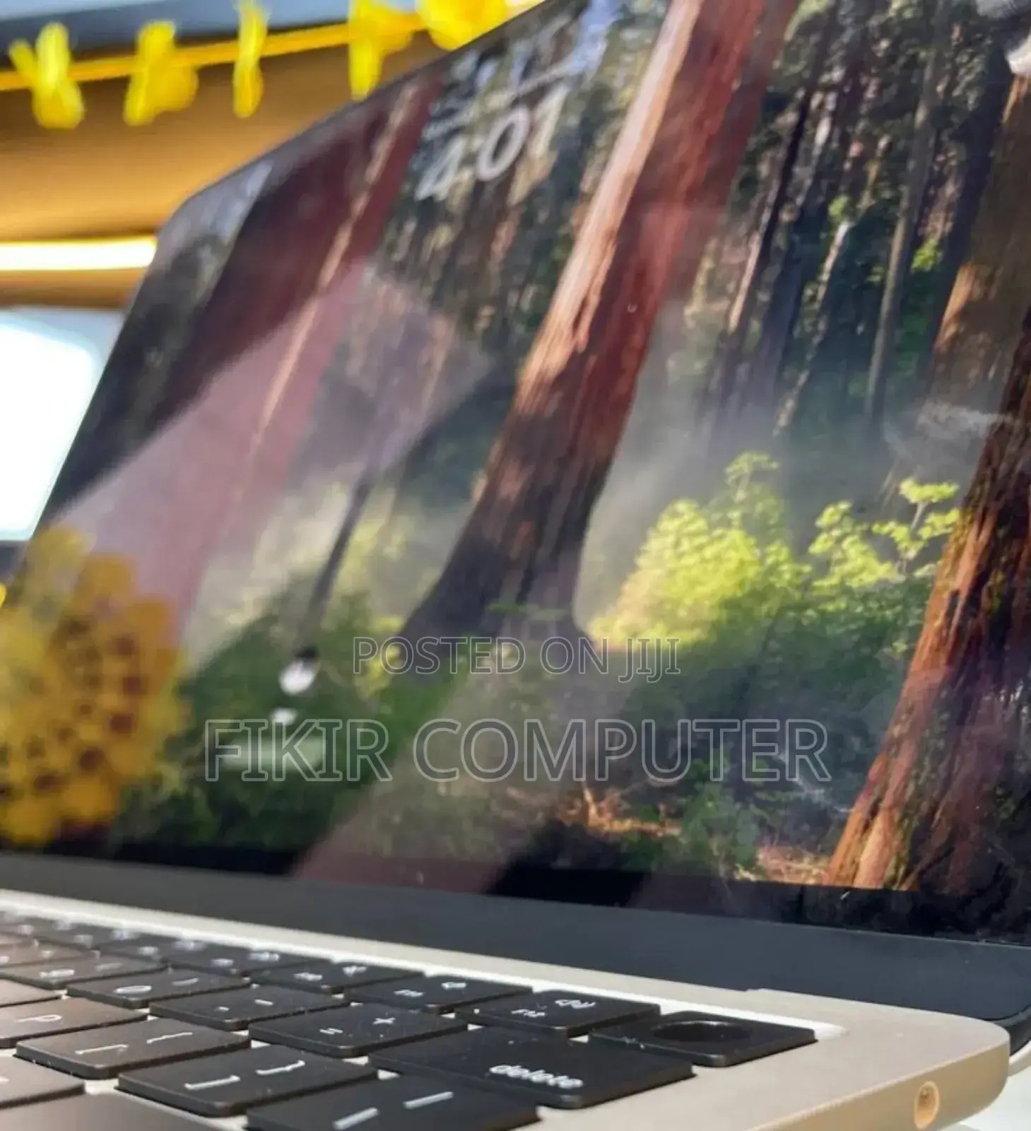 New Laptop Apple MacBook Air 2022 M2 8GB Apple M2 SSD 256GB