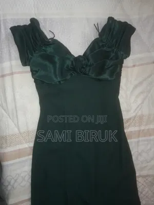 Photo - የሴት ቀሚሰ የእራት ልብስ