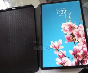 New Hipstreet Nomad 9 8 GB Silver