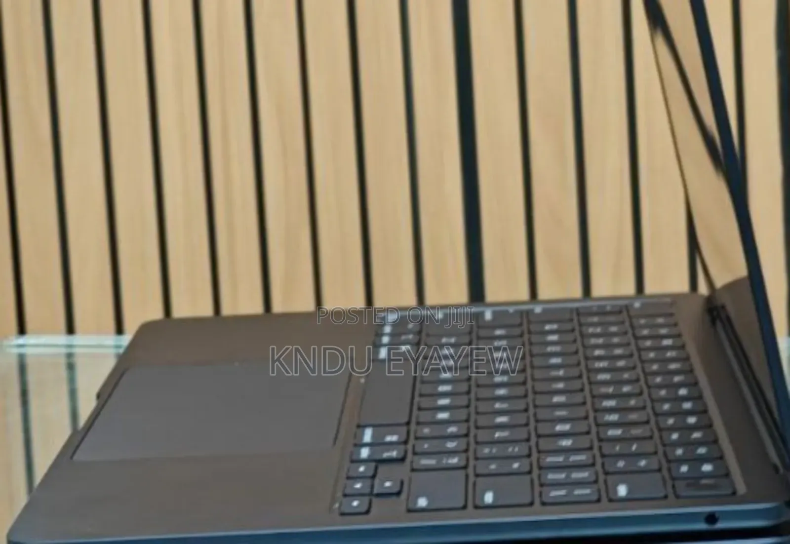 New Laptop Apple MacBook 16GB Apple M3 SSD 256GB