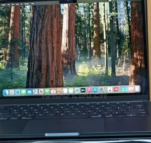 Photo - New Laptop Apple MacBook 16GB Apple M3 SSD 256GB