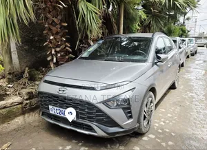 Photo - Hyundai Bayon 2021 Silver