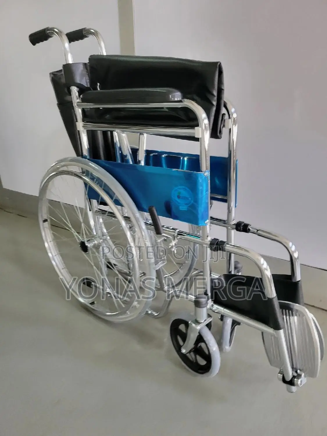 Elderly Self Propelled Wheelchairs, Bl敬፫health Care Walking Aid