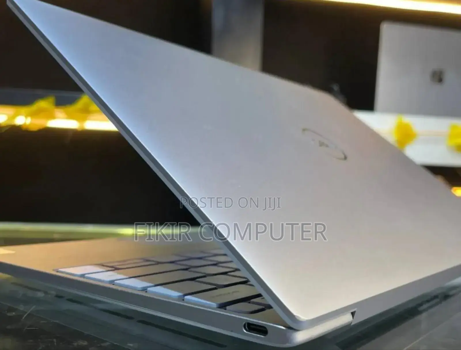 New Laptop Dell XPS 13 16GB Intel Core I7 SSD 512GB