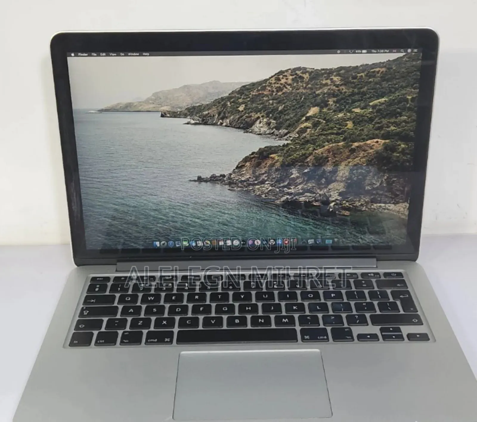 New Laptop Apple MacBook 2015 8GB Intel Core I5 SSD 256GB