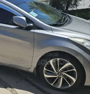 Hyundai Avante 2012 Silver