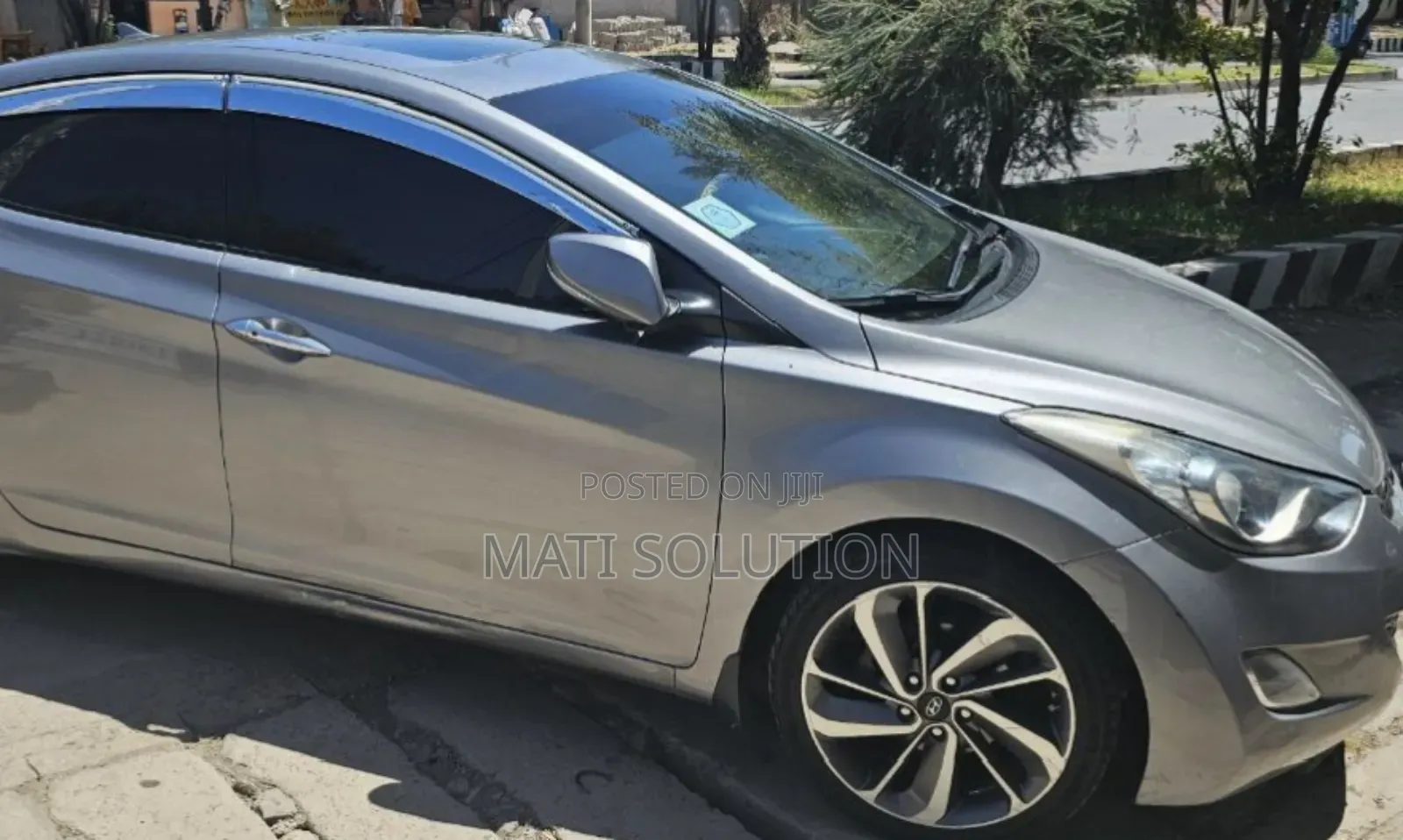 Hyundai Avante 2012 Silver