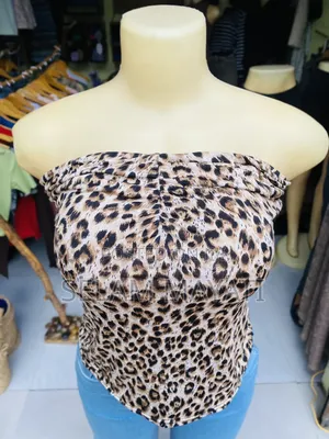 Photo - Women's Top