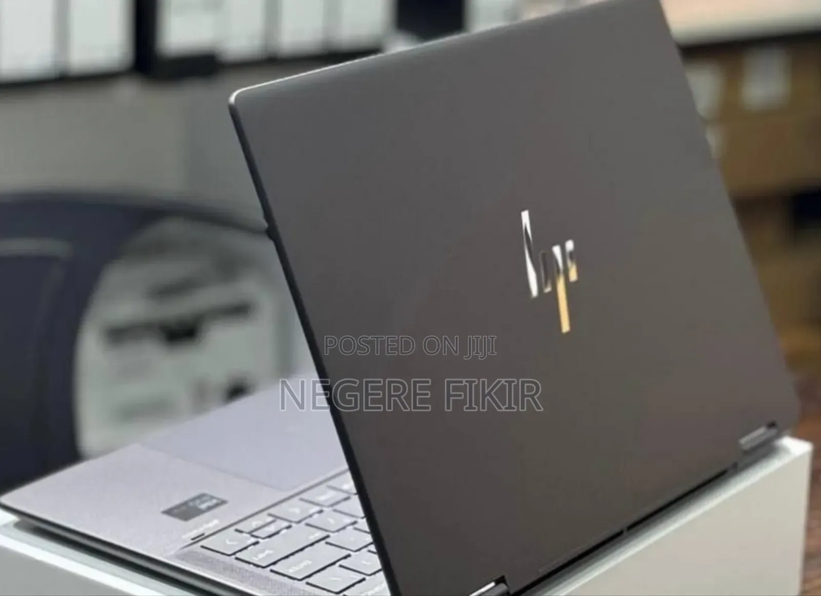 New Laptop HP Spectra 13 16GB Intel Core Ultra 7 SSD 1T