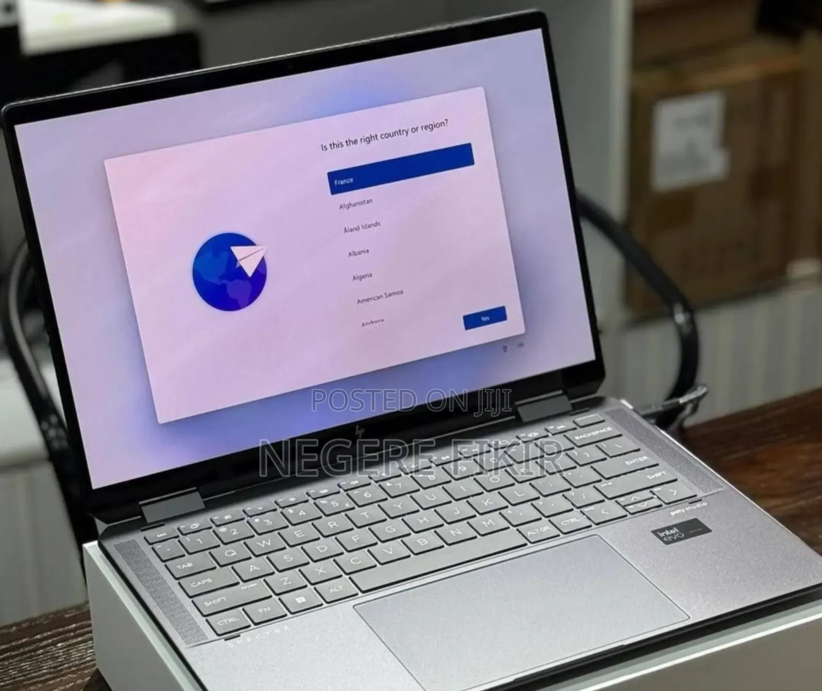 New Laptop HP Spectra 13 16GB Intel Core Ultra 7 SSD 1T