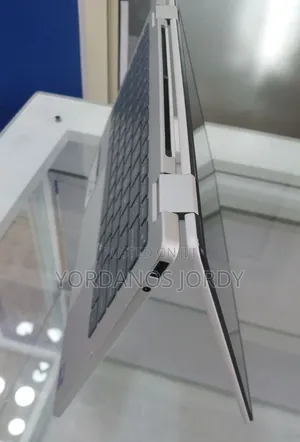 New Laptop HP OmniBook 5 Flip 16GB Intel Core I7 SSD 1T