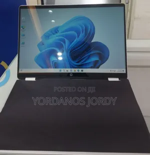 New Laptop HP OmniBook 5 Flip 16GB Intel Core I7 SSD 1T