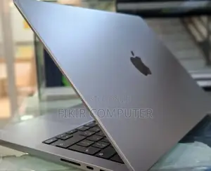 New Laptop Apple MacBook Pro 2021 M1 16GB Apple M1 Pro SSD 512GB