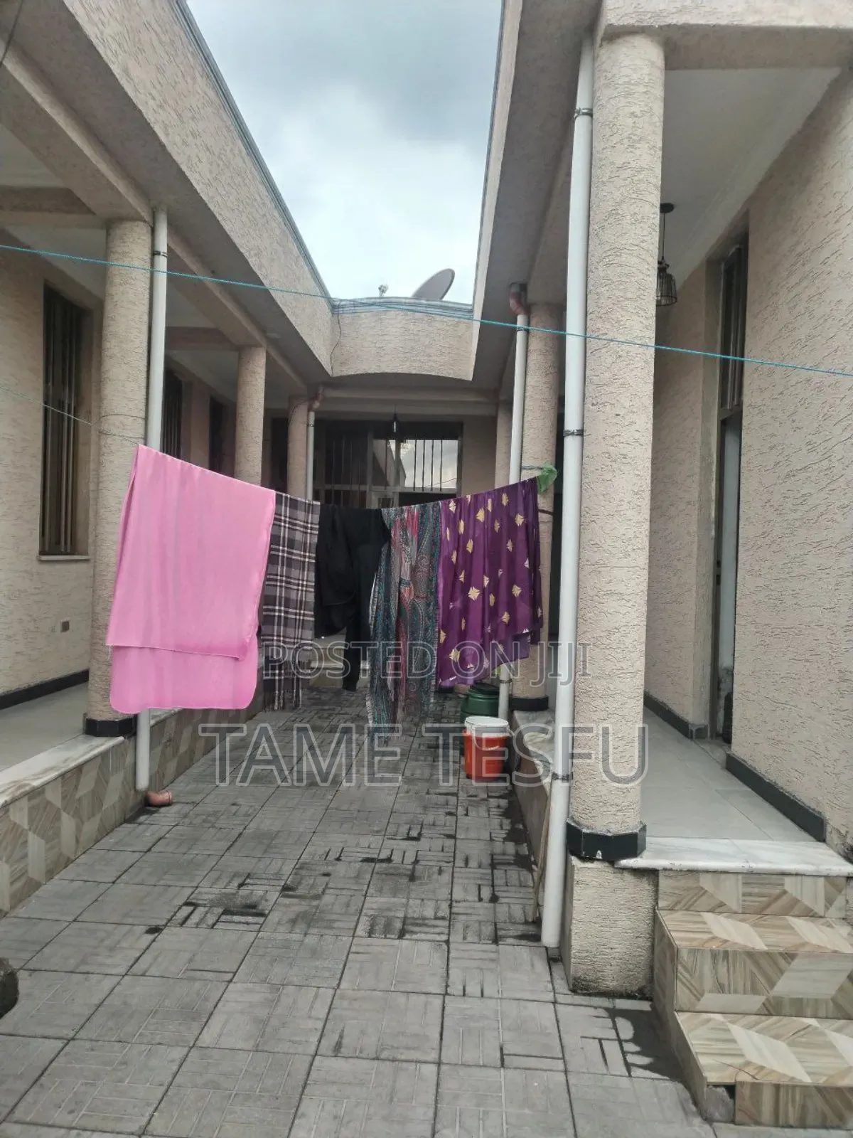 Furnished 2bdrm Villa in ሀያት, Bole for sale