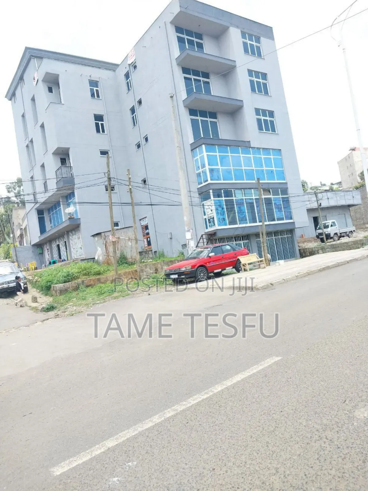 20bdrm House in ወሰን ባንክ 70ሚ አለበት, Yeka for sale