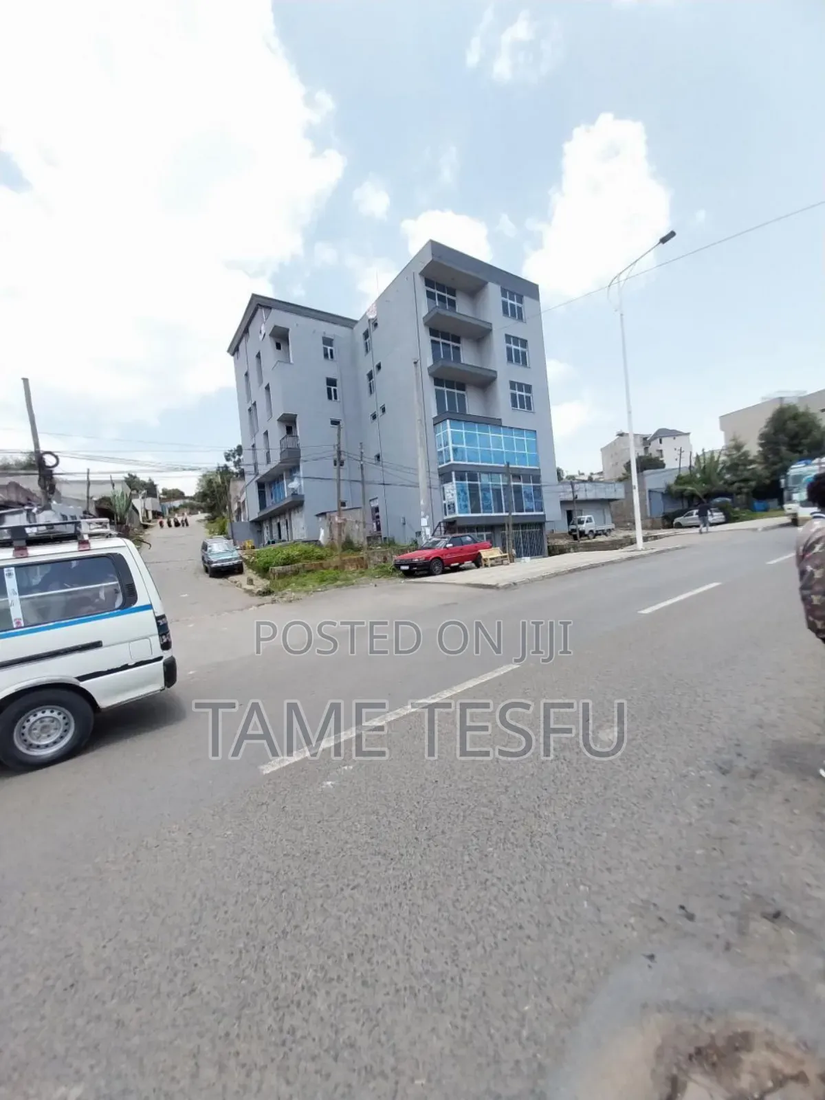 20bdrm House in ወሰን ባንክ 70ሚ አለበት, Yeka for sale