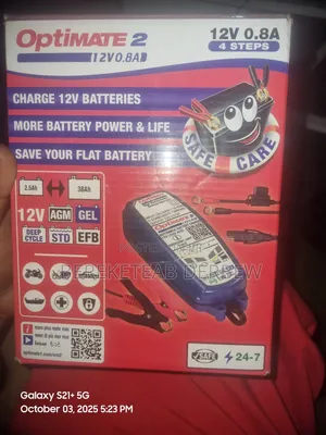 Photo - Car Battery Charger And Life Maintainer