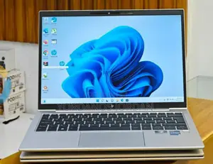 New Laptop HP EliteBook 830 G9 16GB Intel Core I5 SSD 512GB