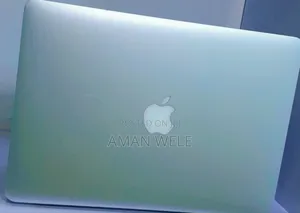 Photo - New Laptop Apple MacBook Pro 2017 8GB Intel Core I5 SSD 128GB