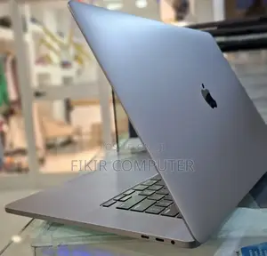 New Laptop Apple MacBook Pro 2019 32GB Intel Core I9 SSD 1T