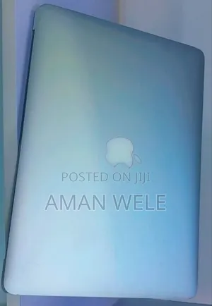 New Laptop Apple MacBook Pro 2017 8GB Intel Core I5 SSD 128GB