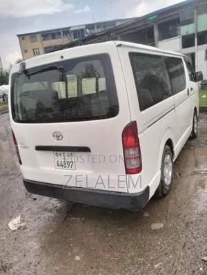 New Toyota Grand HiAce 2010 White