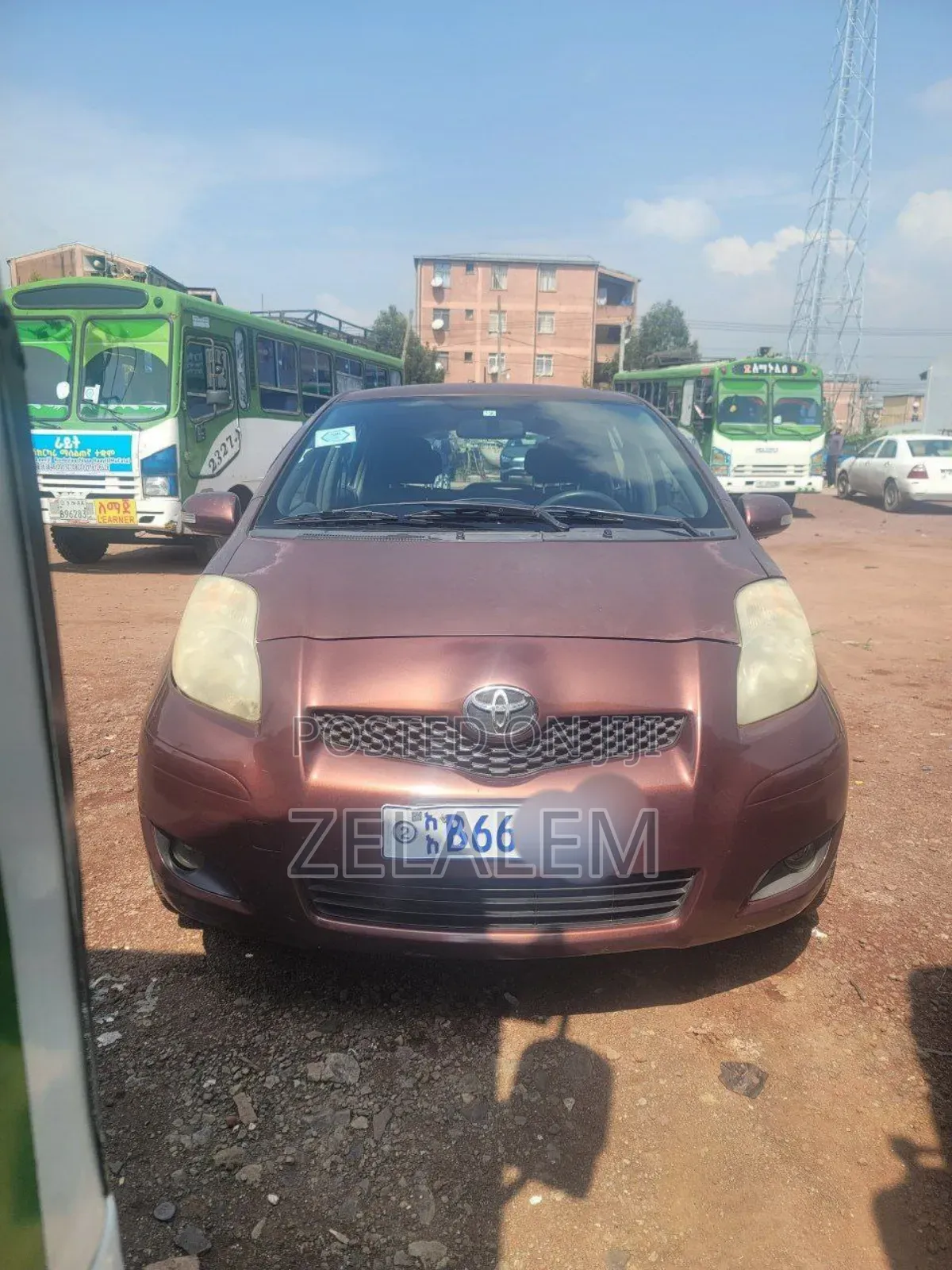 Toyota Yaris 2010 Burgundy