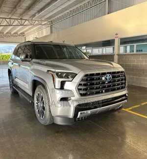Photo - Toyota Sequoia TRD Pro 4WD 2024 Silver