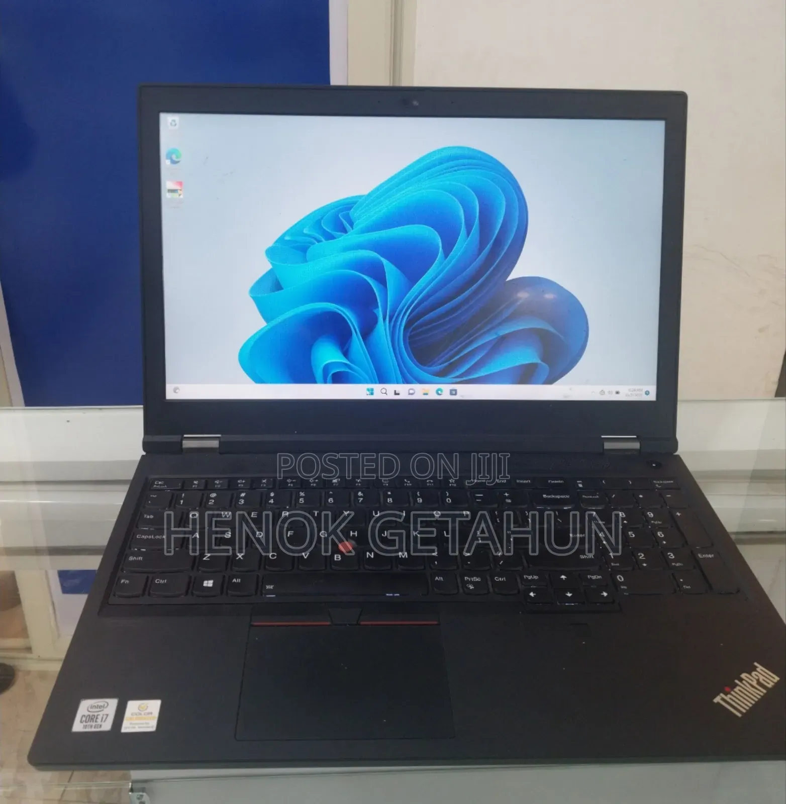New Laptop Lenovo Thinkpad P15s 16GB Intel Core I7 SSD 256GB