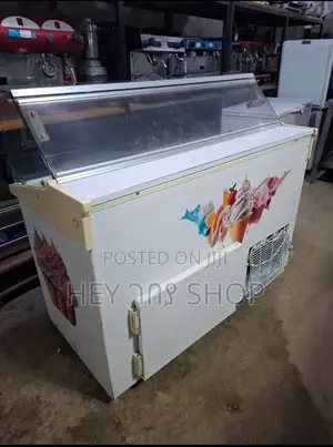 Ice Cream Display / አይስ ክሬም ዲስፕለይ ፍሪጅ