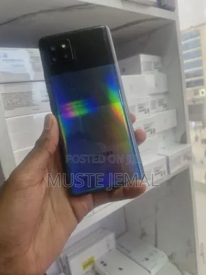 Photo - Samsung Galaxy A42 5G 128 GB Black