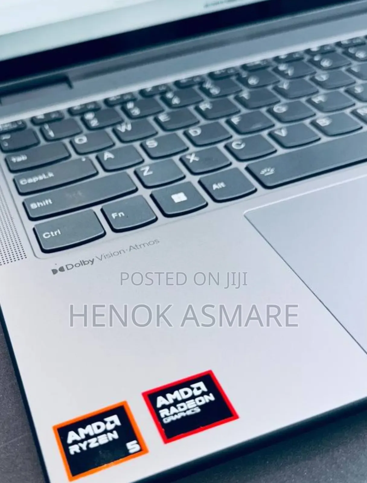 New Laptop Lenovo Yoga 7i 8GB AMD Ryzen 5 SSD 512GB