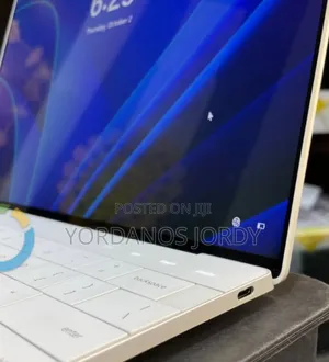 New Laptop Dell XPS 13 16GB Intel Core I7 SSD 512GB