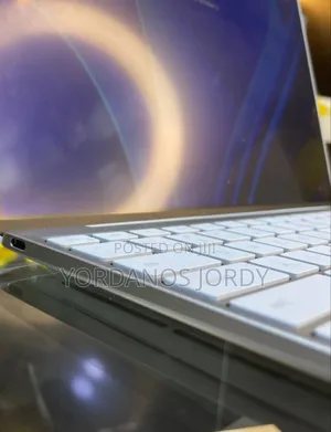 New Laptop Dell XPS 13 16GB Intel Core I7 SSD 512GB