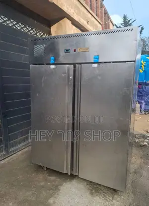 Photo - Commercial Standing Chiller/ ቺለር