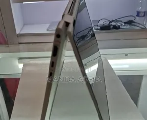 New Laptop HP EliteBook 830 G8 32GB Intel Core I7 SSD 512GB