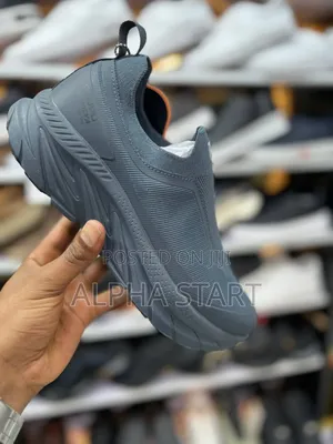 Original Goupu High Master Quality Smooth Shoes for You