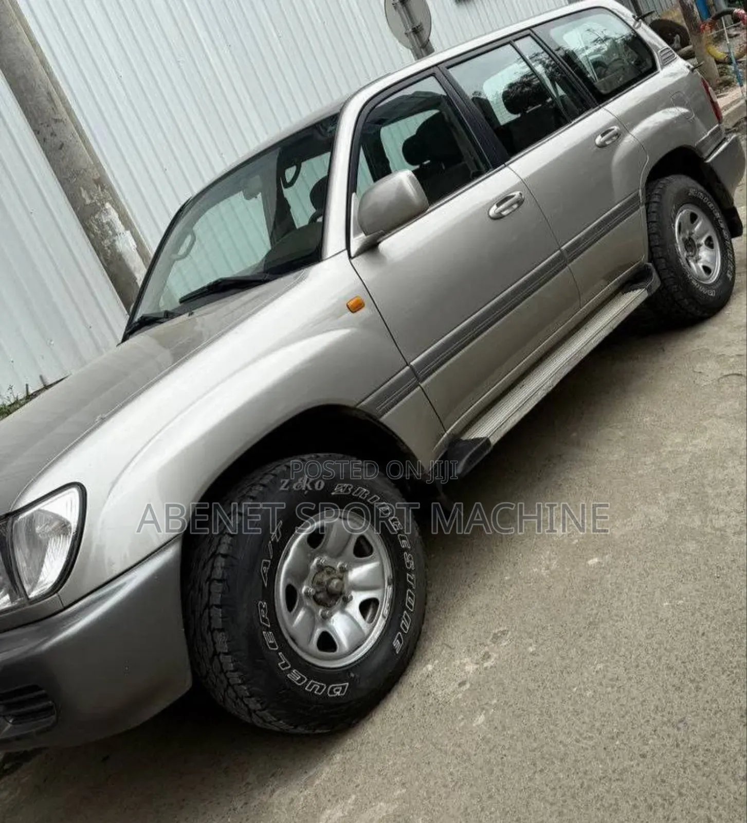 Toyota Land Cruiser 2001 Silver
