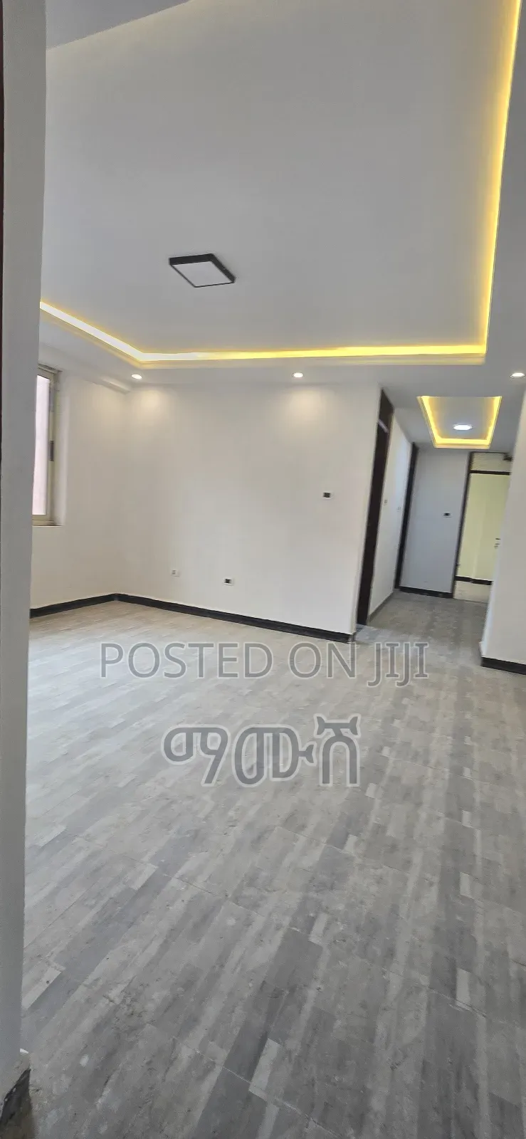 Furnished 2bdrm Condo in አያት 40/60 ኮንዶሚኒየም, Bole for sale