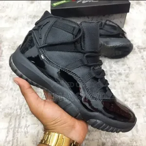 Photo - Air Jordan 11 Retro 'Black Out' WMNS Shoes