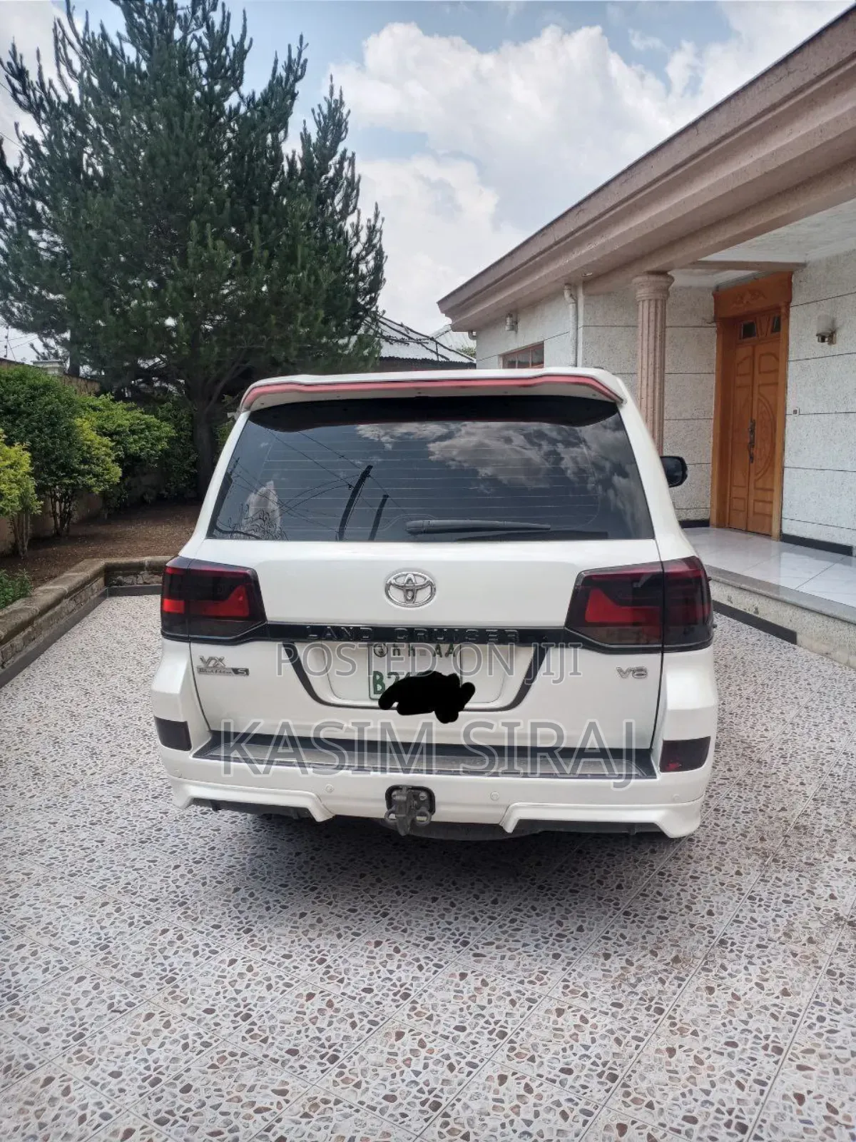 Toyota Land Cruiser 4.5 V8 TD 2020 White