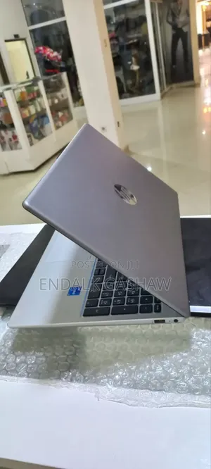 New Laptop HP Stream Notebook 16GB Intel Core I7 SSD 512GB