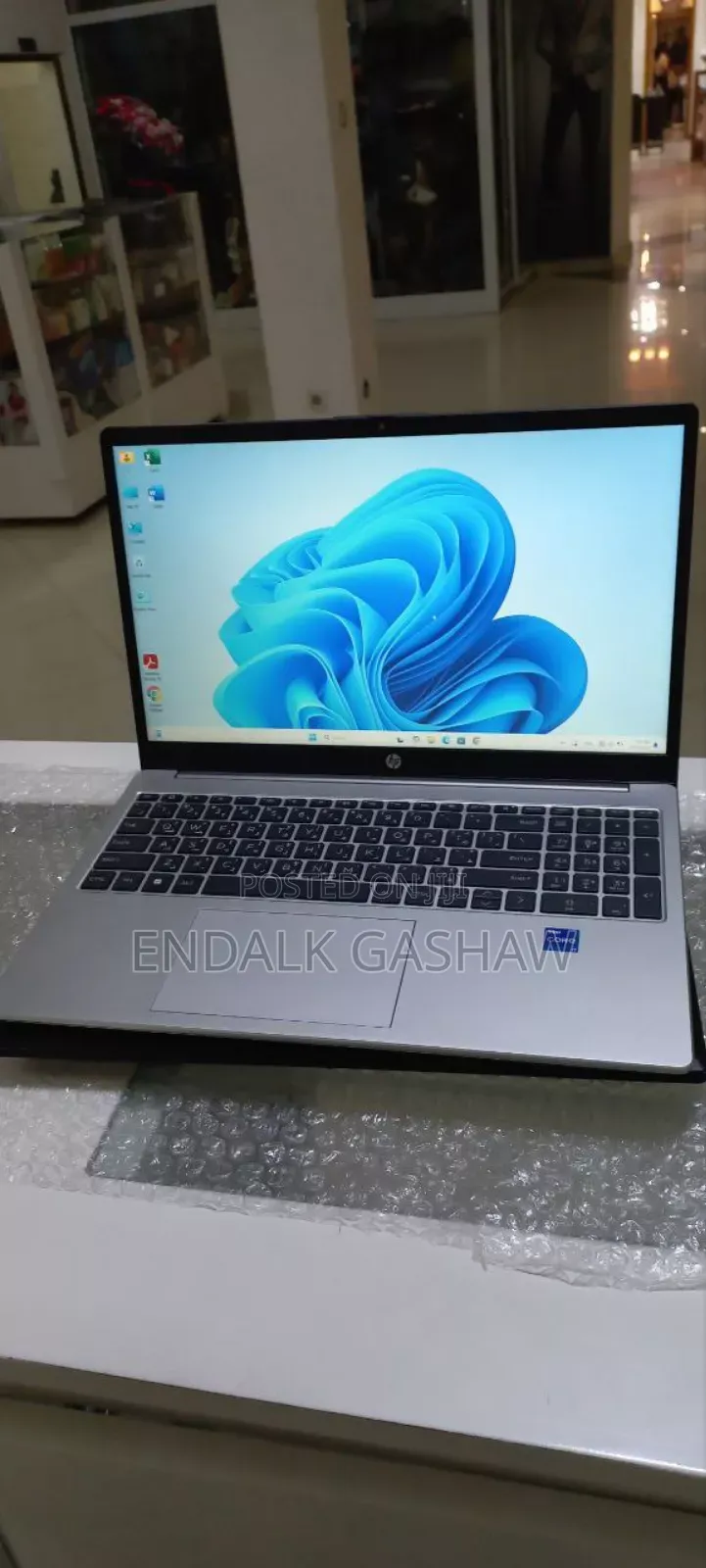 New Laptop HP Stream Notebook 16GB Intel Core I7 SSD 512GB