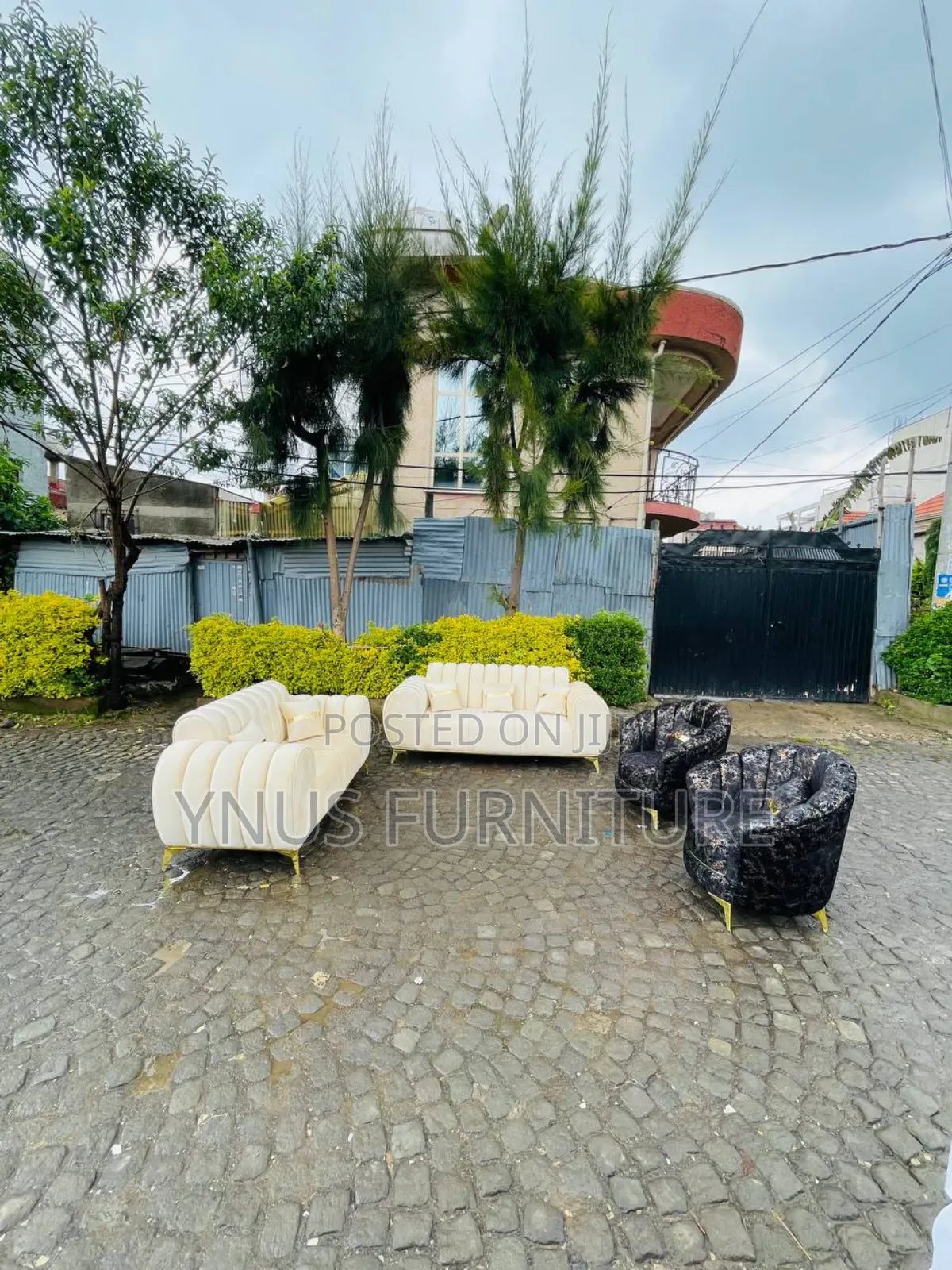 ጥራታቸውን የጠበቁ አልጋ እና ሶፍ ከynuse Furniture