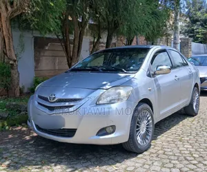 Toyota Yaris 2008 Silver