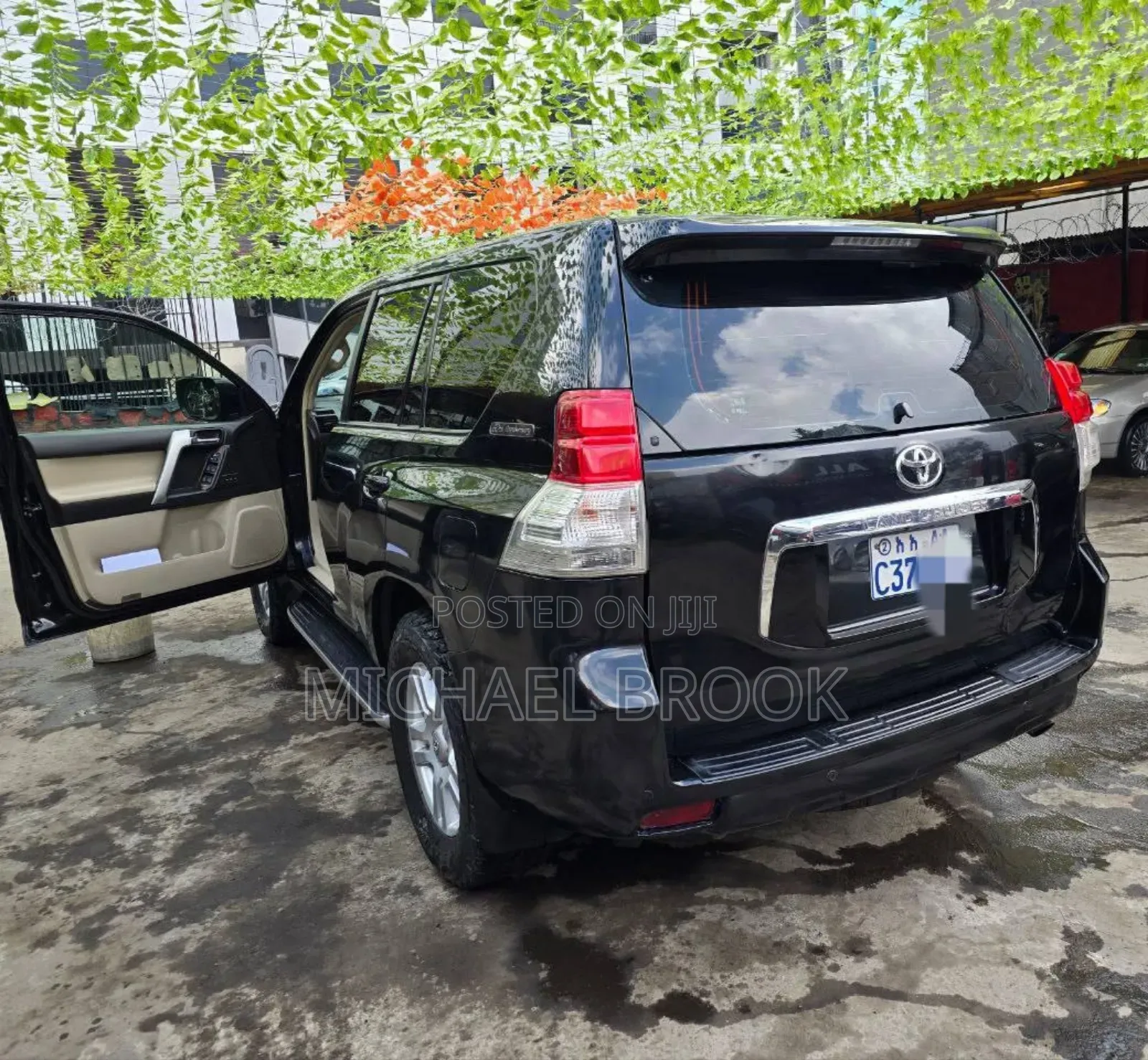 Toyota Land Cruiser Prado 2013 Black